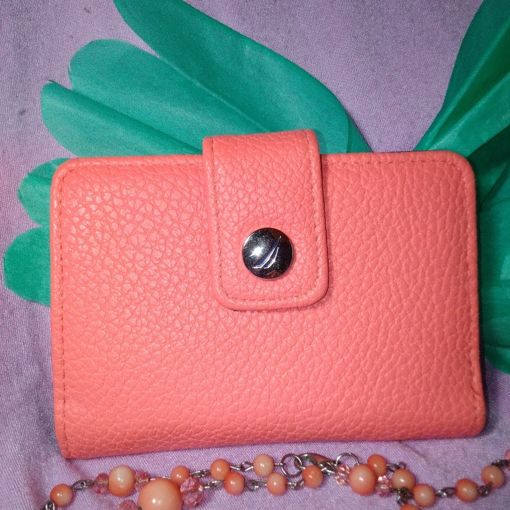 EUC Nautica snap card holder case leather wallet